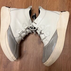 SOREL YOUTH OUT N ABOUT CLASSIC Waterproof Boot Unisex size 5